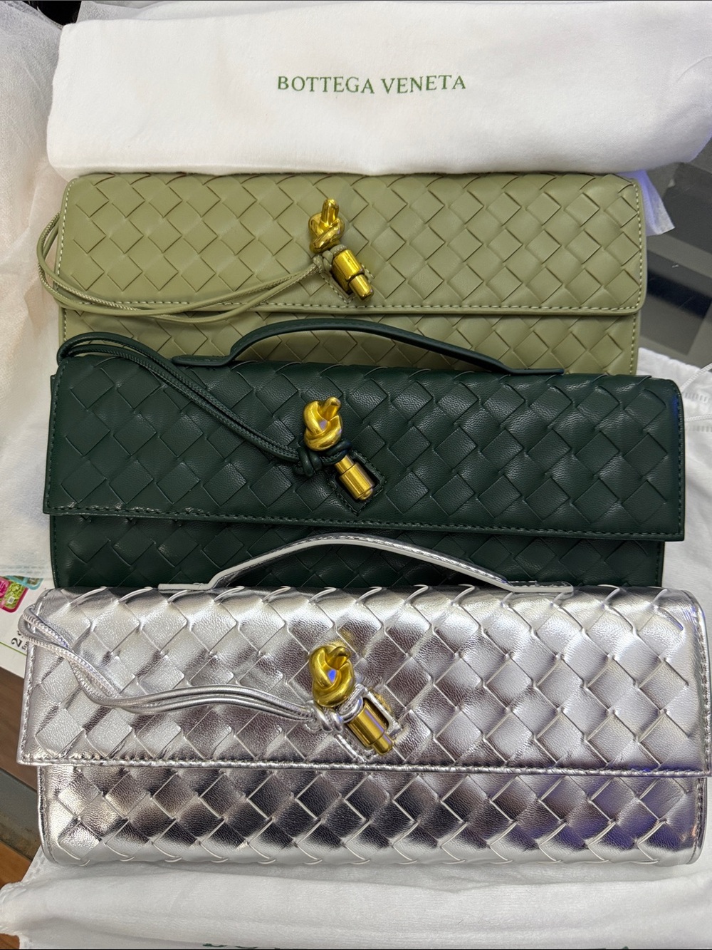 🔥Bottega veneta 😍 andiamo clutch Matcha Green Silver jewel green Vegan leather
